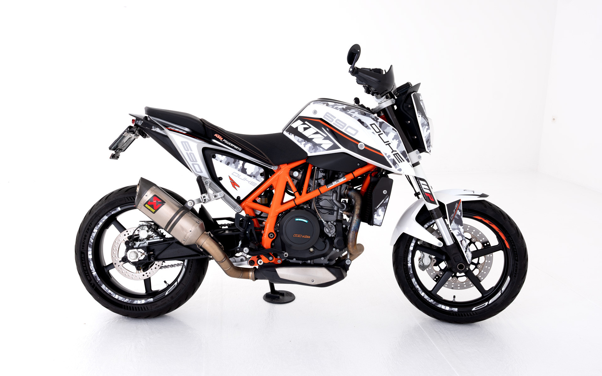 KTM 690 Duke