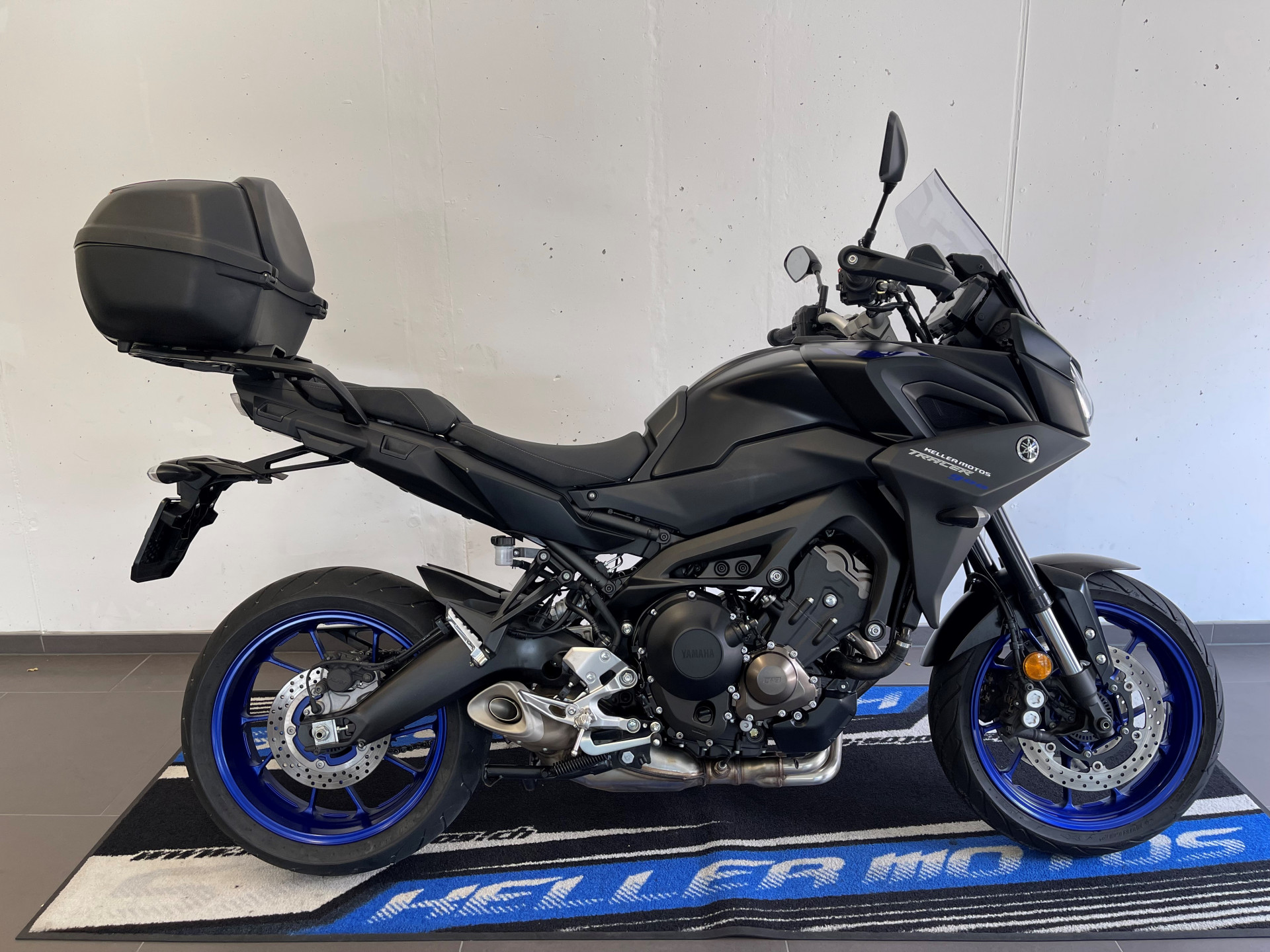 YAMAHA Tracer 900