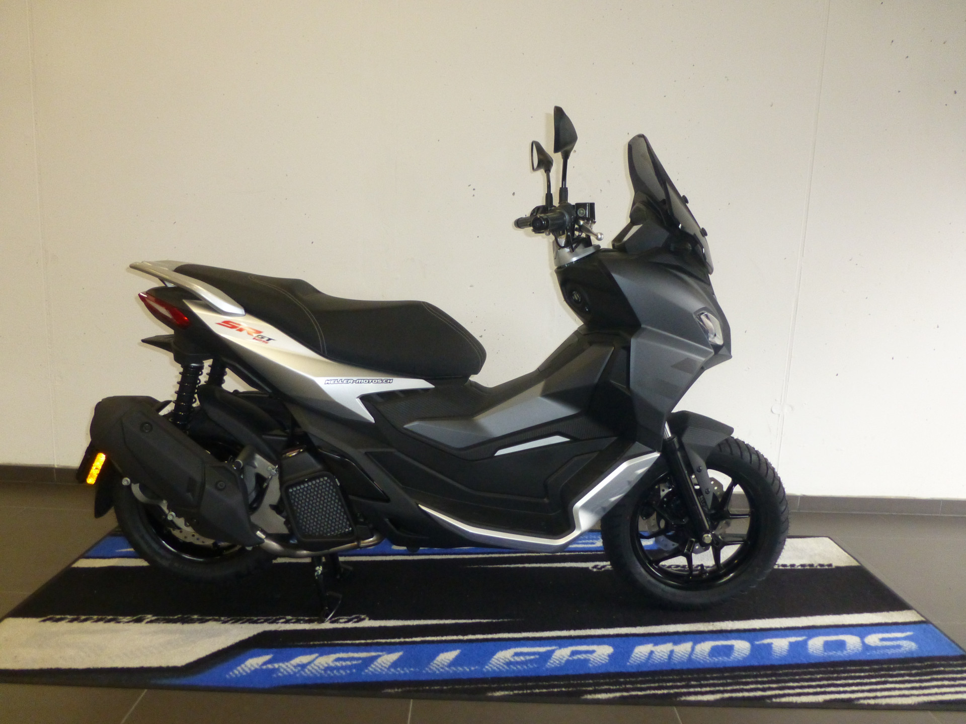 APRILIA SR GT 125