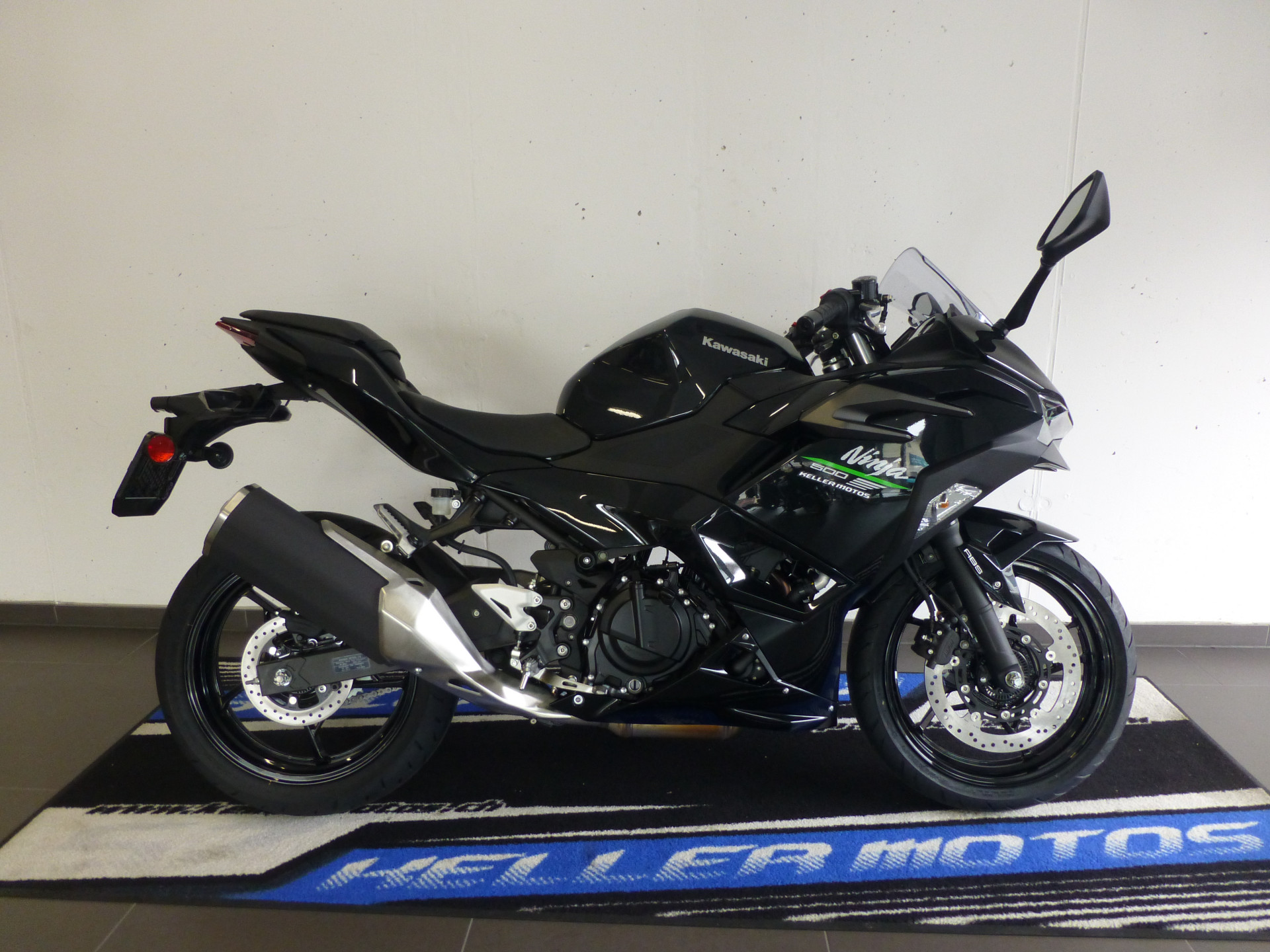 KAWASAKI Ninja 500