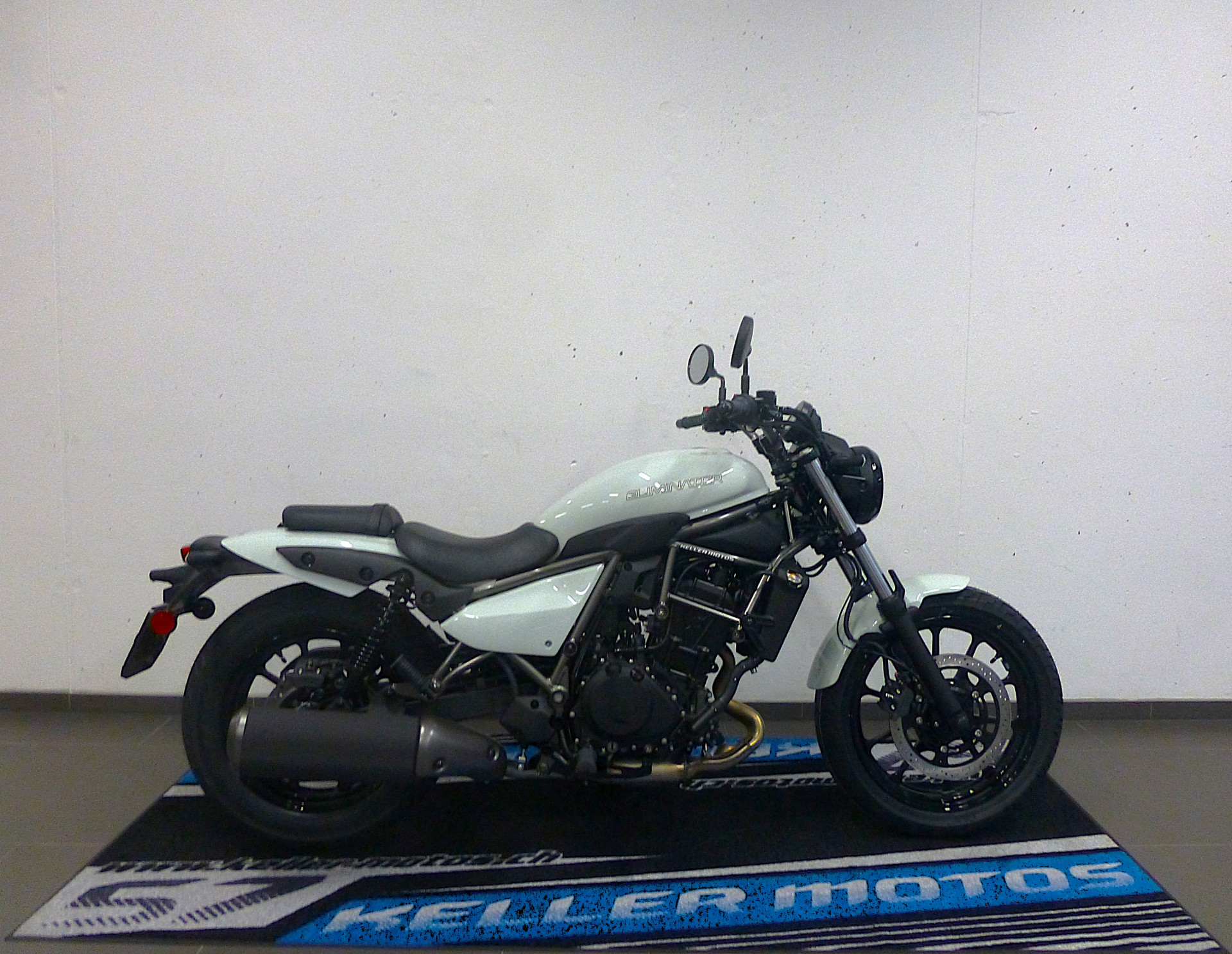 KAWASAKI Eliminator 500
