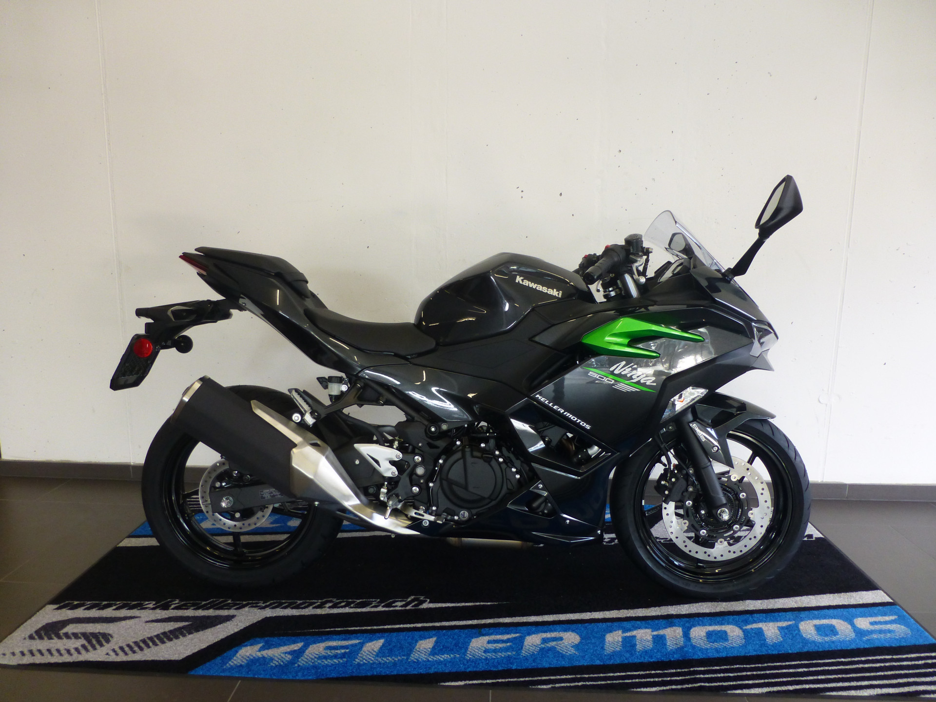 KAWASAKI Ninja 500