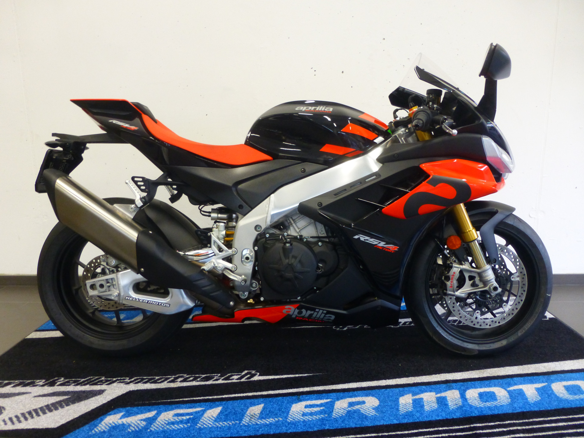 APRILIA RSV4 1100 Factory