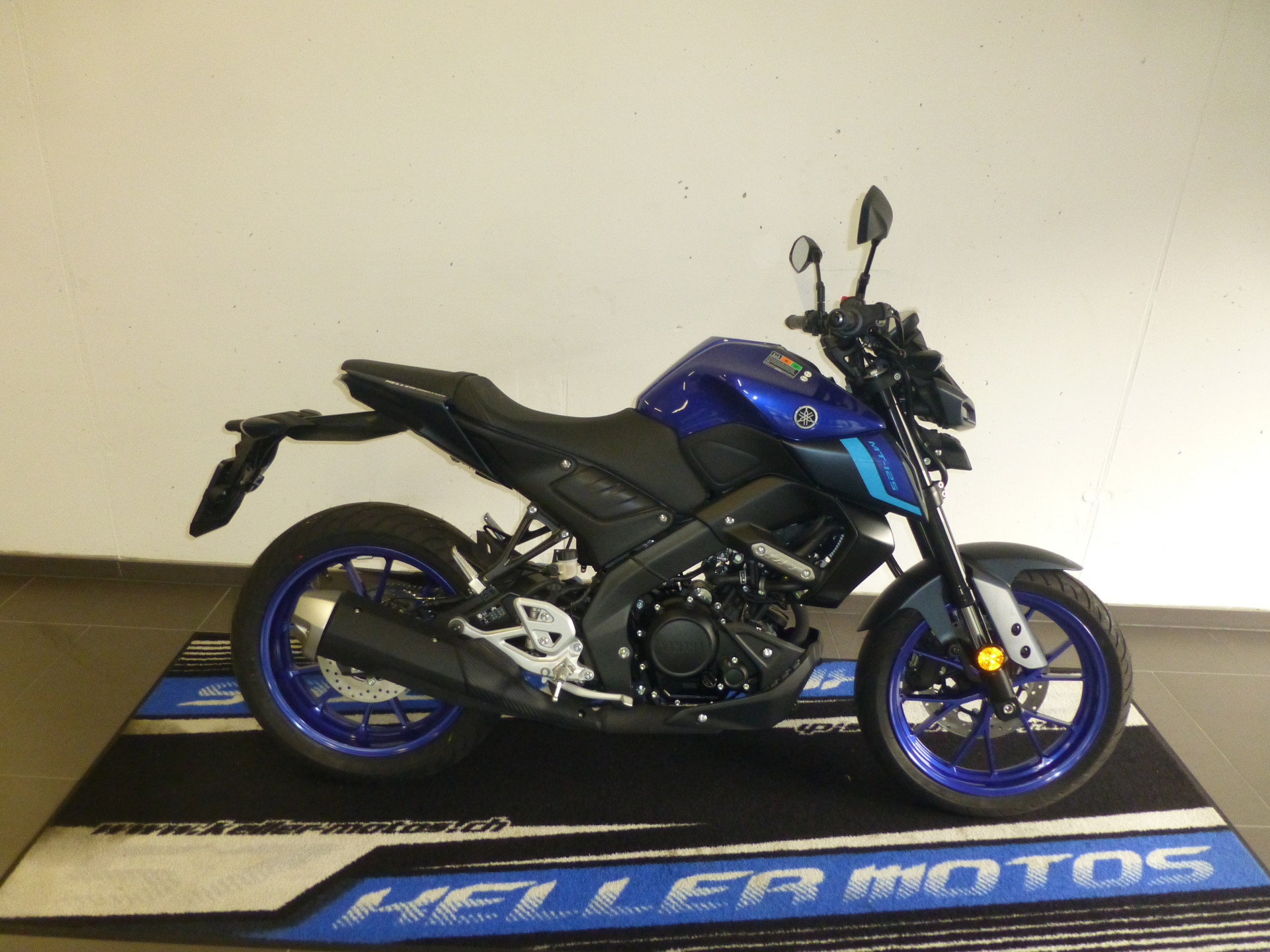 YAMAHA MT-125