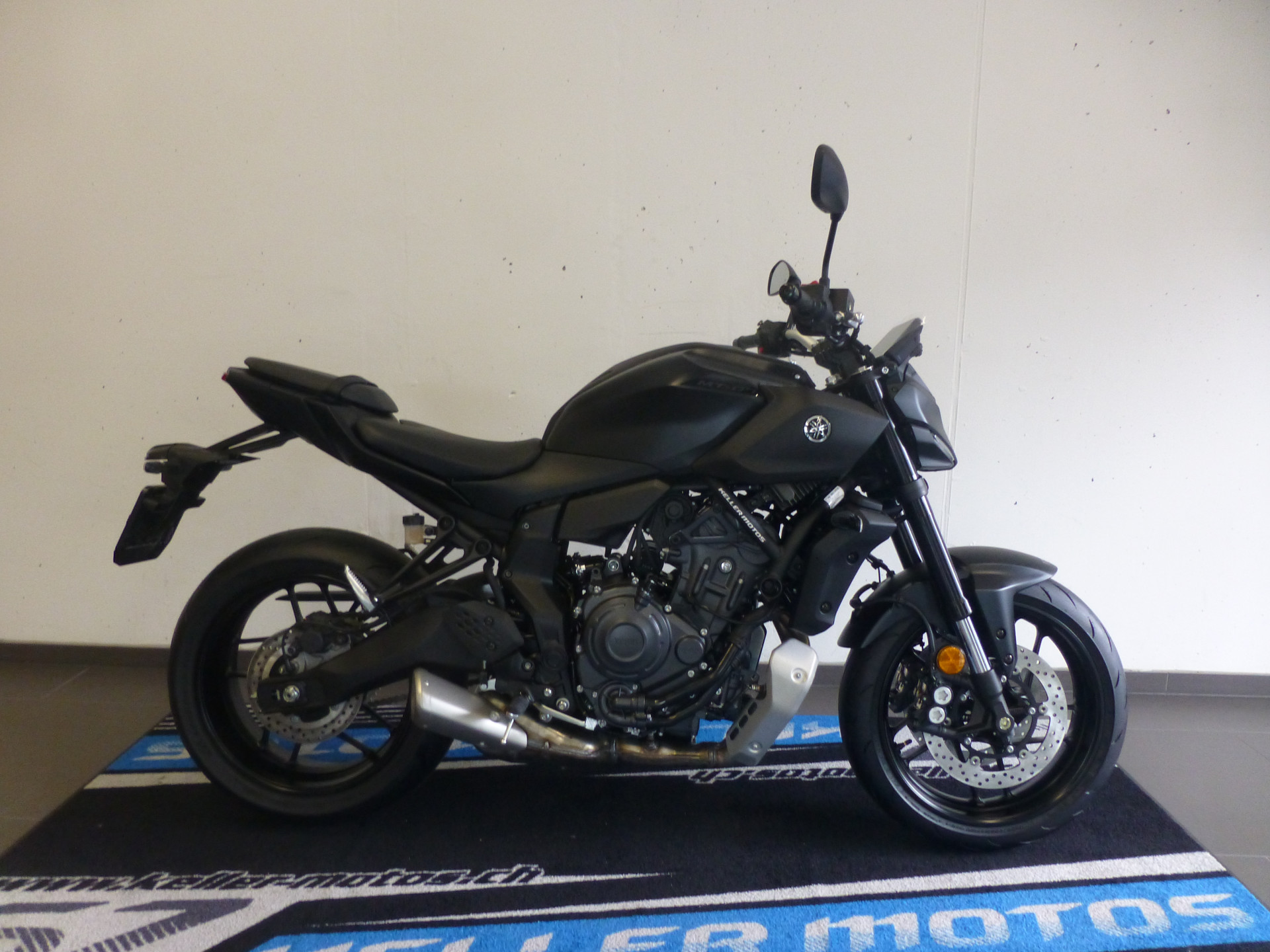 YAMAHA MT-07