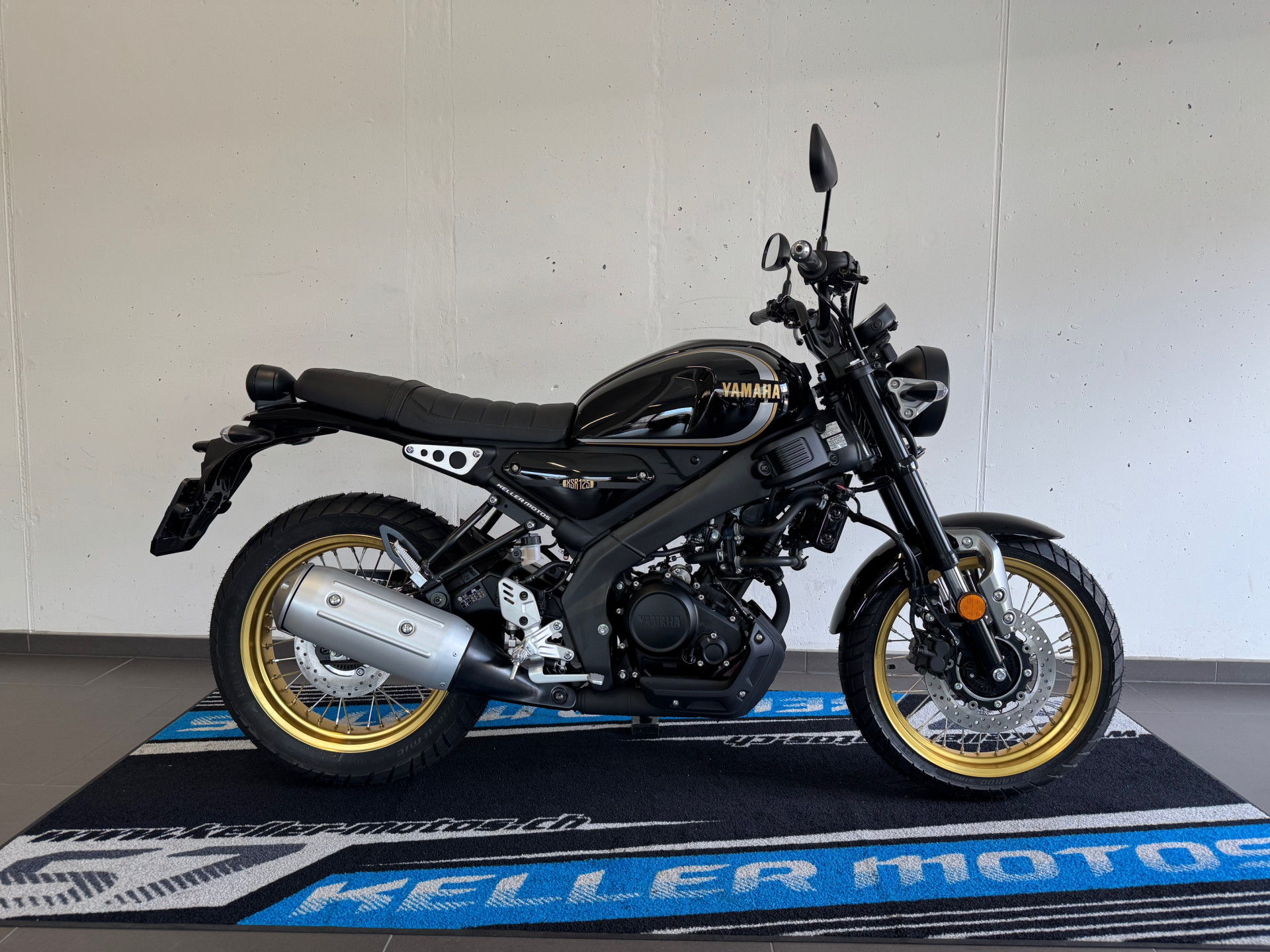 YAMAHA XSR 125 Legacy