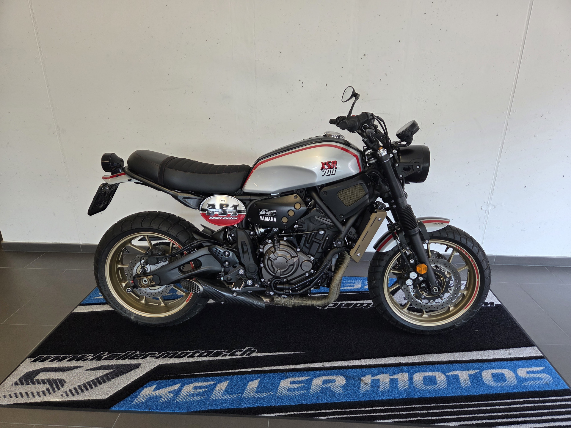 YAMAHA XSR 700 XTribute