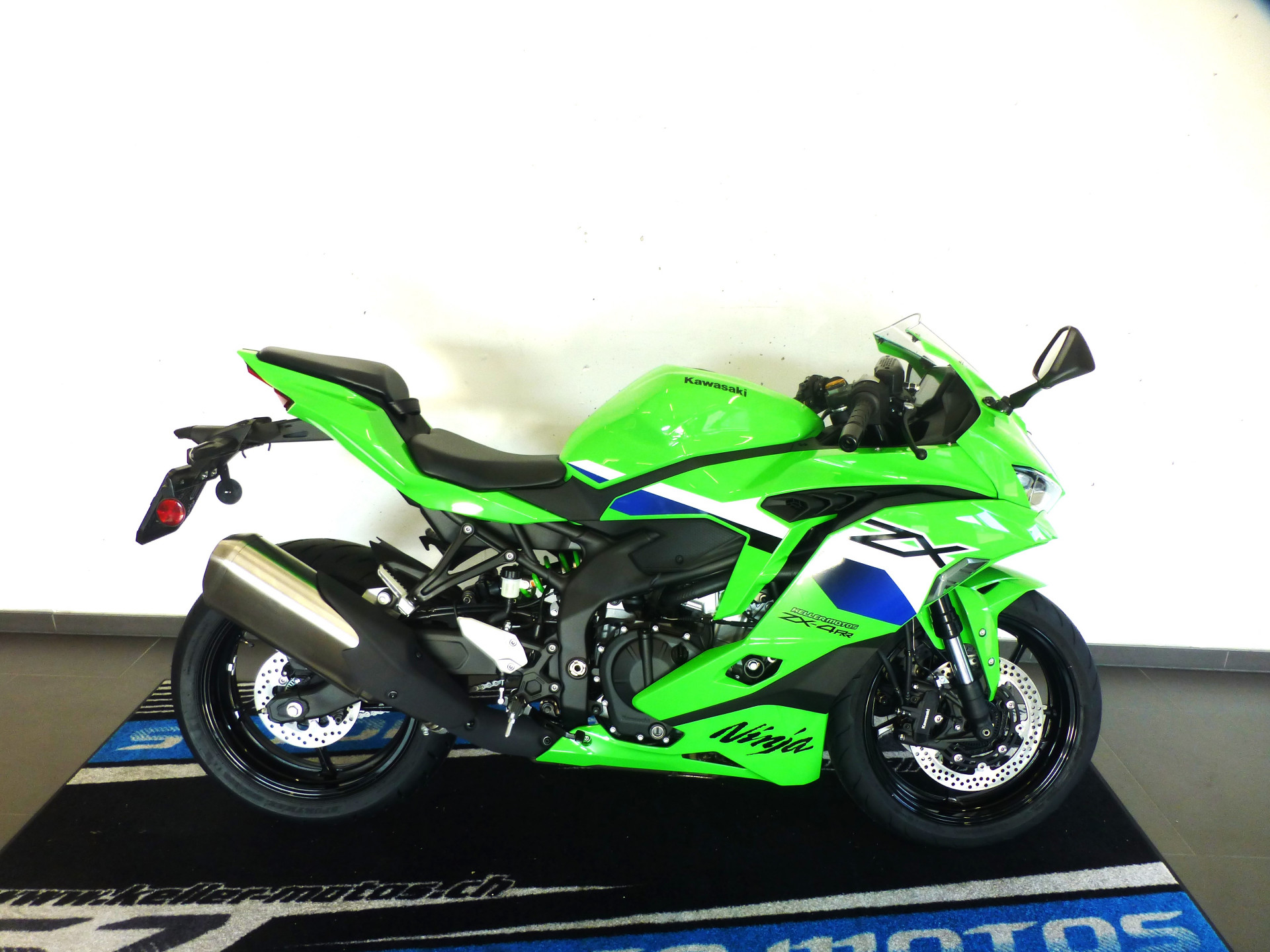 KAWASAKI Ninja ZX-4RR
