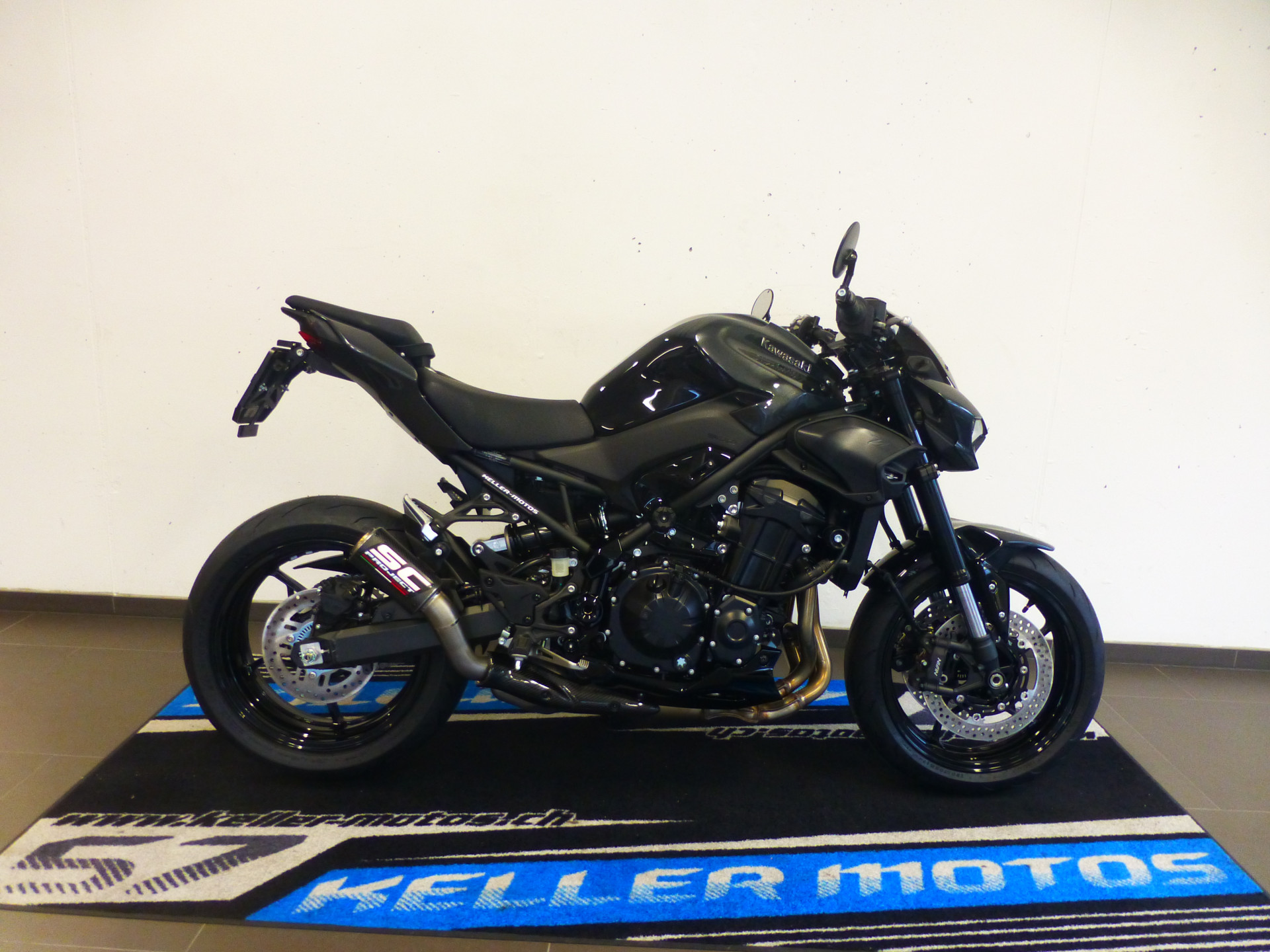 KAWASAKI Z 900