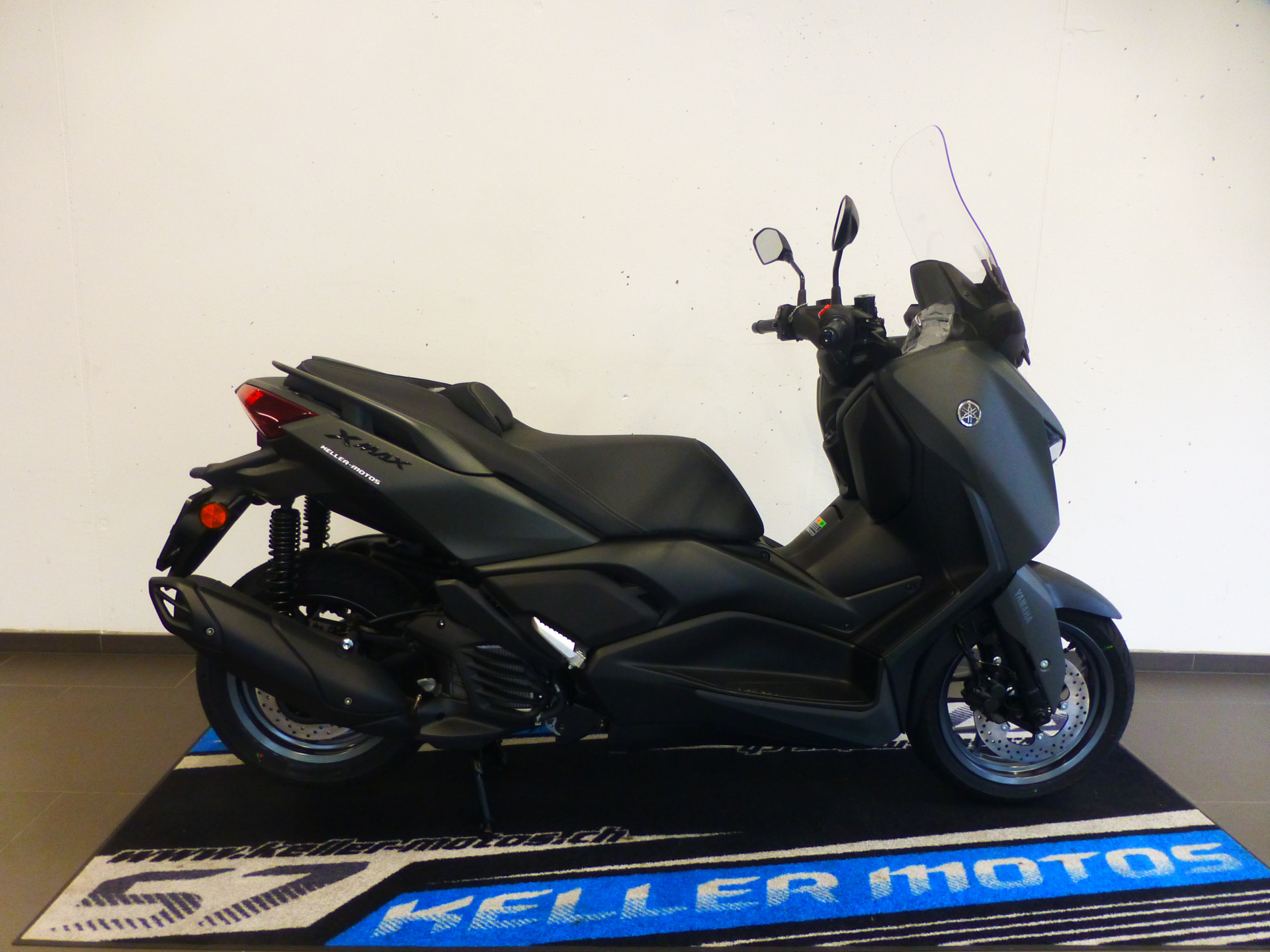 YAMAHA X-Max 125