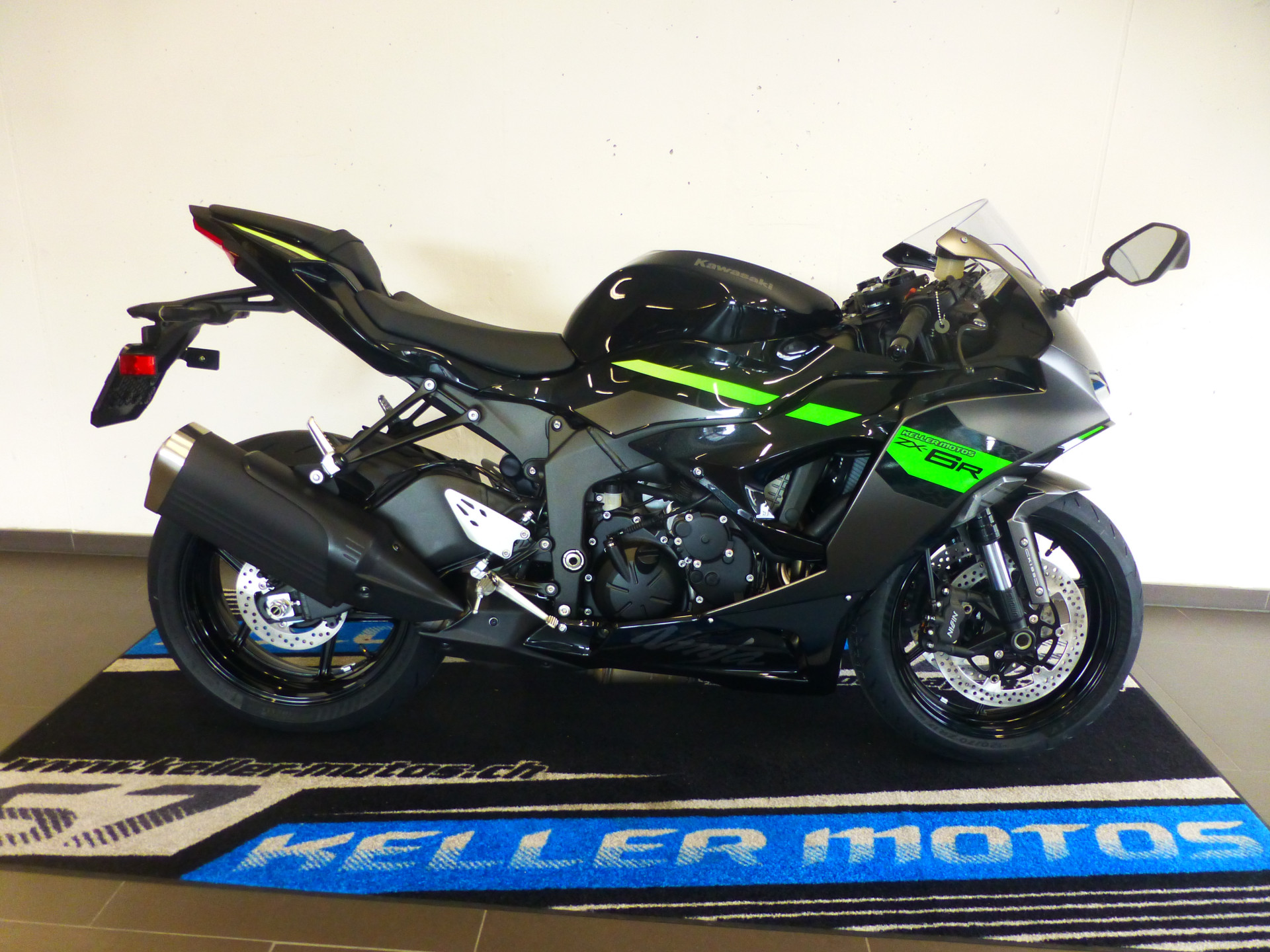 KAWASAKI Ninja ZX-6R