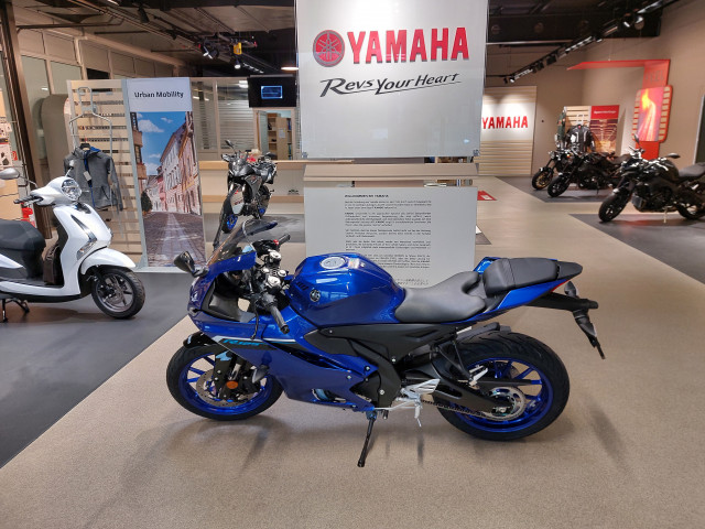 YAMAHA R125 Sport Neufahrzeug