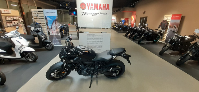 YAMAHA MT-07 Naked Moto nuova