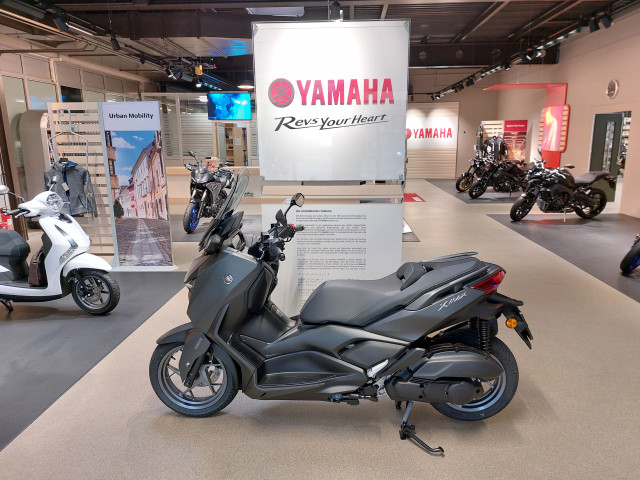 YAMAHA X-Max 125 Roller Neufahrzeug