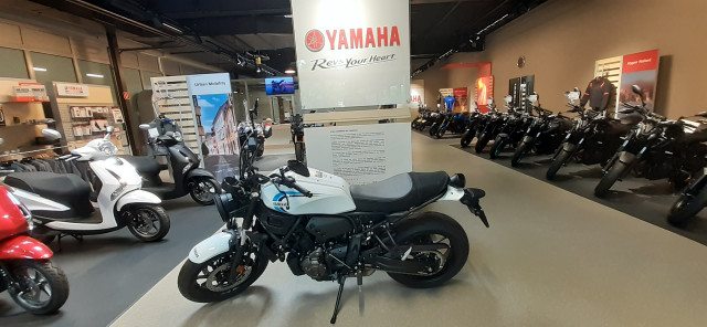 YAMAHA XSR 700 Retro Neufahrzeug