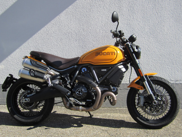 DUCATI Scrambler 1100 Tribute Pro Retro Occasion DUCATI Scrambler 1100 Tribute Pro Retro Occasion