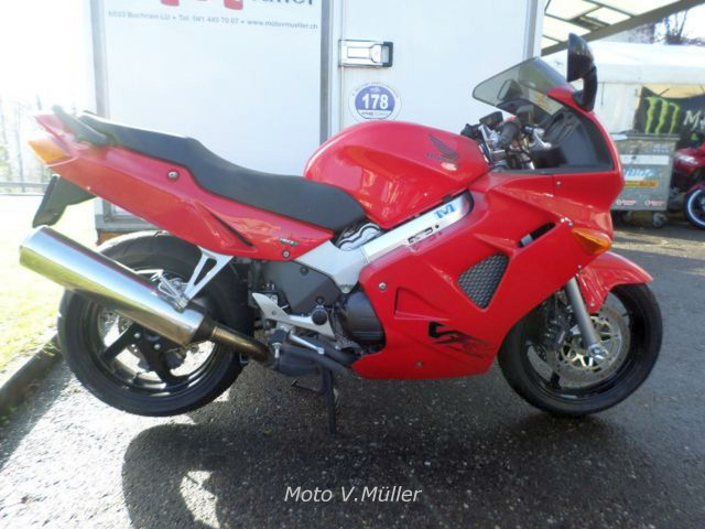 HONDA VFR 800 F Touring Occasion