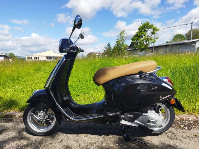 PIAGGIO Vespa Primavera 125 Roller Neufahrzeug