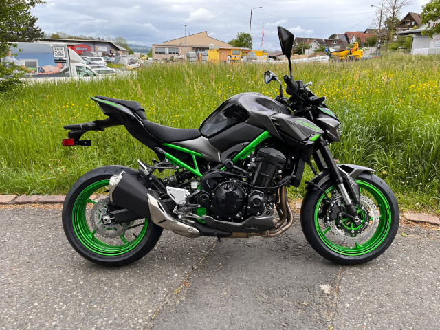KAWASAKI Z 900 Performance Naked Neufahrzeug