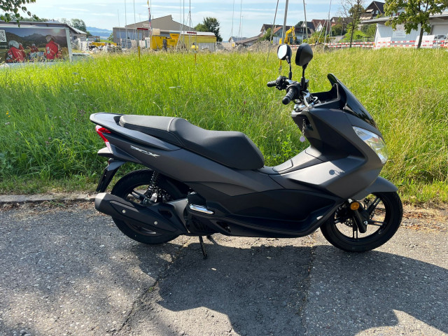 HONDA PCX 125 Scooter Used