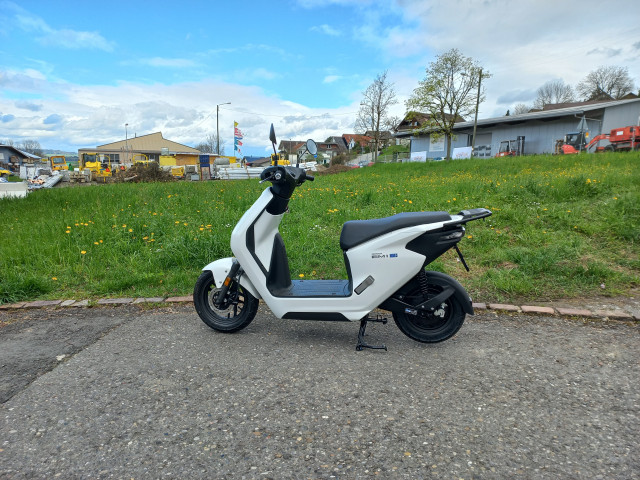 HONDA EM1 e Roller Vorführfahrzeug