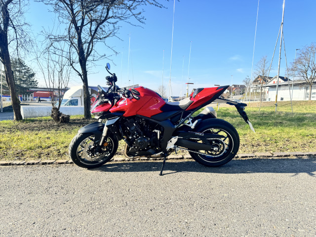 HONDA CB 1000 Hornet Naked Vorführfahrzeug