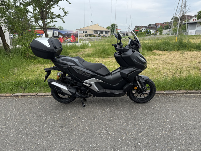 HONDA ADV 350 Roller Neufahrzeug