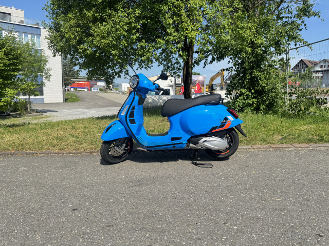 PIAGGIO Vespa GTS 310 Super Sport Roller Neufahrzeug