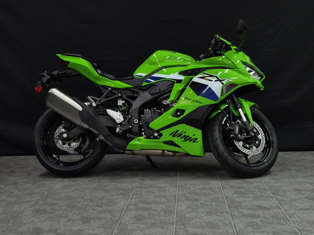 Motorrad kaufen: KAWASAKI Ninja ZX-4RR Neufahrzeuge zu verkaufen