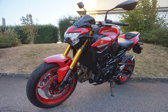KAWASAKI Z 900 Naked Neufahrzeug