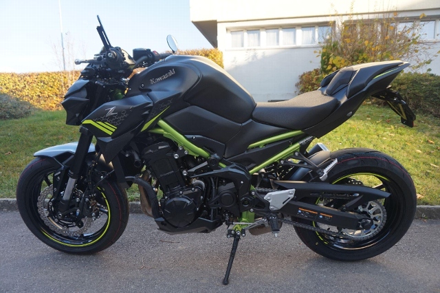 KAWASAKI Z 900 Naked New vehicle