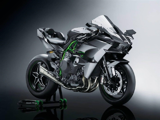 KAWASAKI Ninja H2 Sport Neufahrzeug