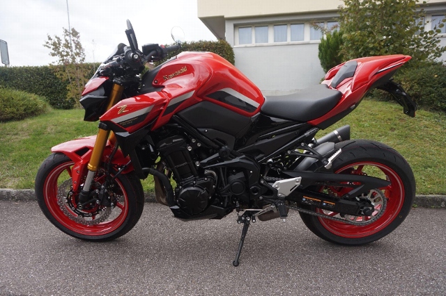 KAWASAKI Z 900 Naked Neufahrzeug