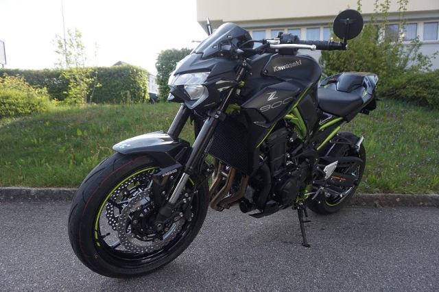 KAWASAKI Z 900 Naked New vehicle