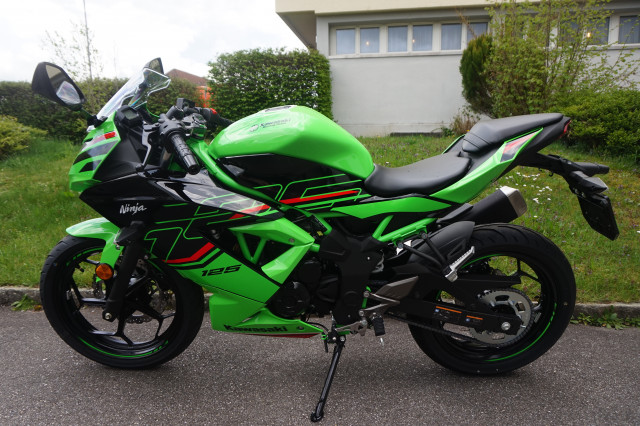 KAWASAKI Ninja 125 Sport New vehicle