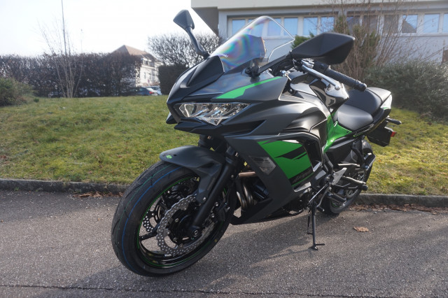 KAWASAKI Ninja 650 Sport Moto nuova