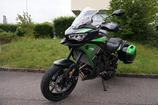 KAWASAKI Versys 650 Tourer Enduro Neufahrzeug