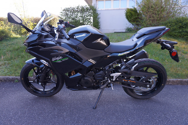 KAWASAKI Ninja 500 Sport Moto neuve