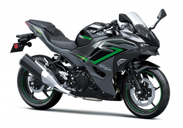 KAWASAKI Ninja 500 SE Sport Moto neuve