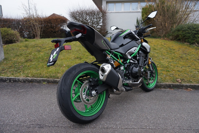 KAWASAKI Z 900 SE Naked Neufahrzeug