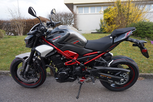 KAWASAKI Z 900 Naked Neufahrzeug