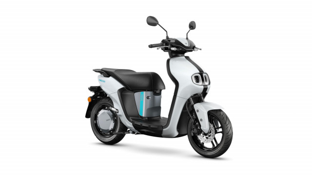 YAMAHA Neos Dual Battery Scooter Demo vehicle