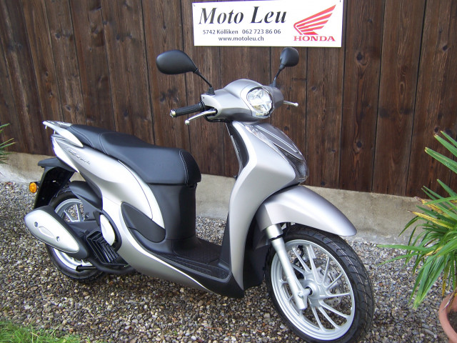 HONDA SH 125 Mode Roller Neufahrzeug