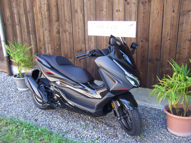 HONDA NSS 350 Forza Special Edition Roller Tageseinlösung