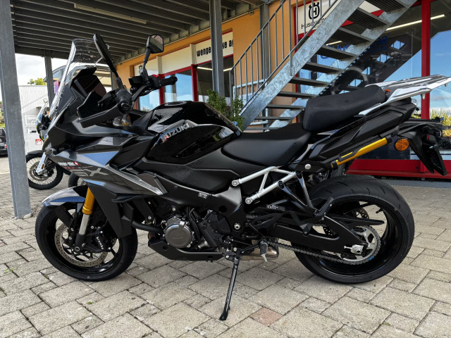 SUZUKI GSX-S 1000 GX Touring Vorführfahrzeug SUZUKI GSX-S 1000 GX Touring Vorführfahrzeug