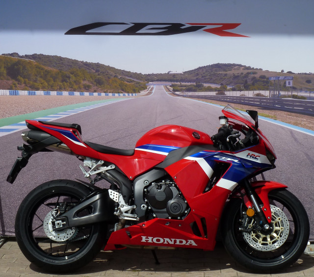 HONDA CBR 600 RR Sport Moto neuve