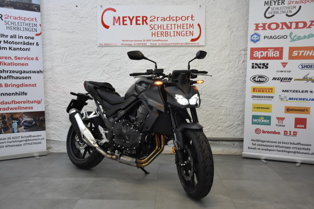 HONDA CB 750 Hornet Naked Vorführfahrzeug