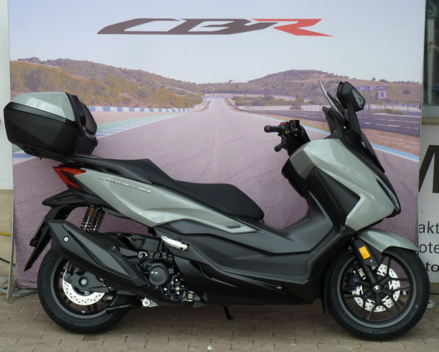 HONDA NSS 350 Forza Smart Top Box Scooter Moto nuova