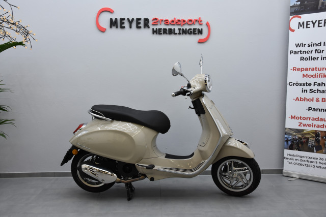 PIAGGIO Vespa Primavera 125 Roller Neufahrzeug PIAGGIO Vespa Primavera 125 Roller Neufahrzeug