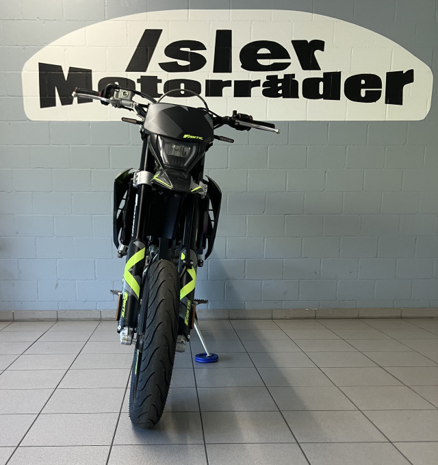 FANTIC MOTOR XMF 125 Supermoto Neufahrzeug